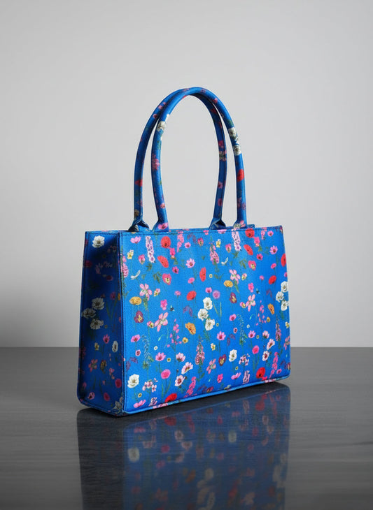 JESSI STREET - CANVAS TOTE - 08
