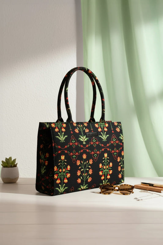 JESSI STREET - CANVAS TOTE - 06