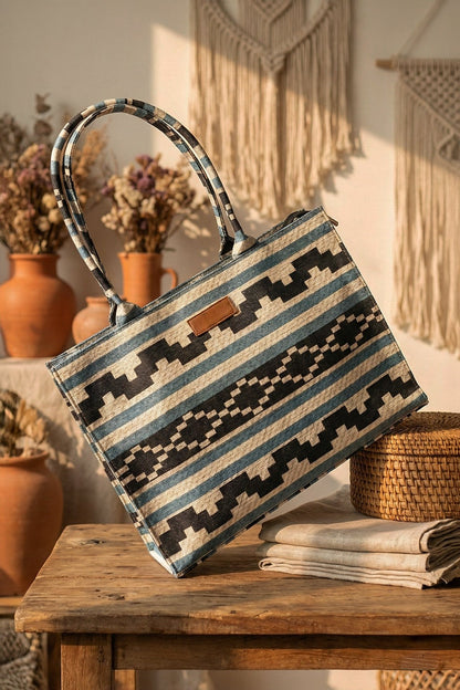 JESSI STREET - CANVAS TOTE - 41