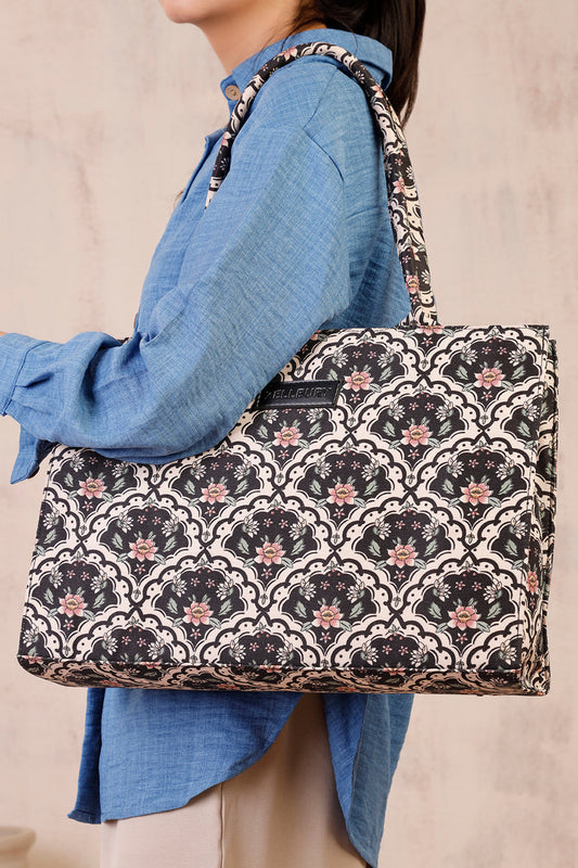 JESSI STREET - CANVAS TOTE - 17