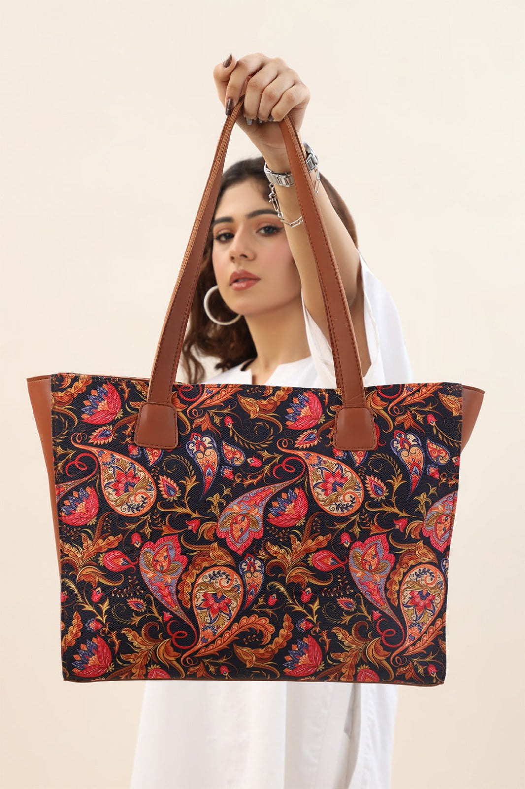 JESSI STREET - PREMIUM CANVAS TOTE - 01