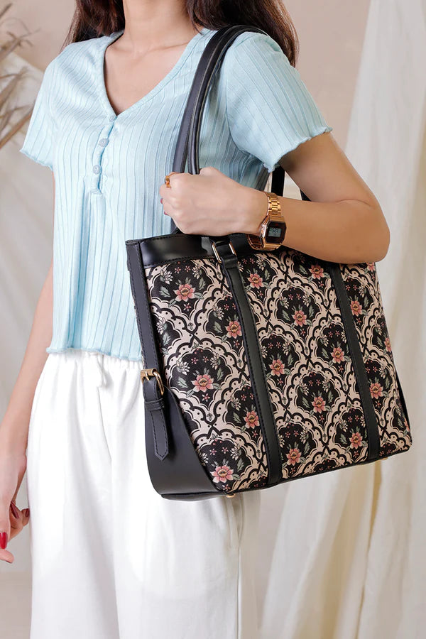 JESSI STREET - STRAP CANVAS TOTE - 04